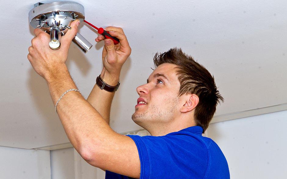 électricien de maintenance Les Mureaux
